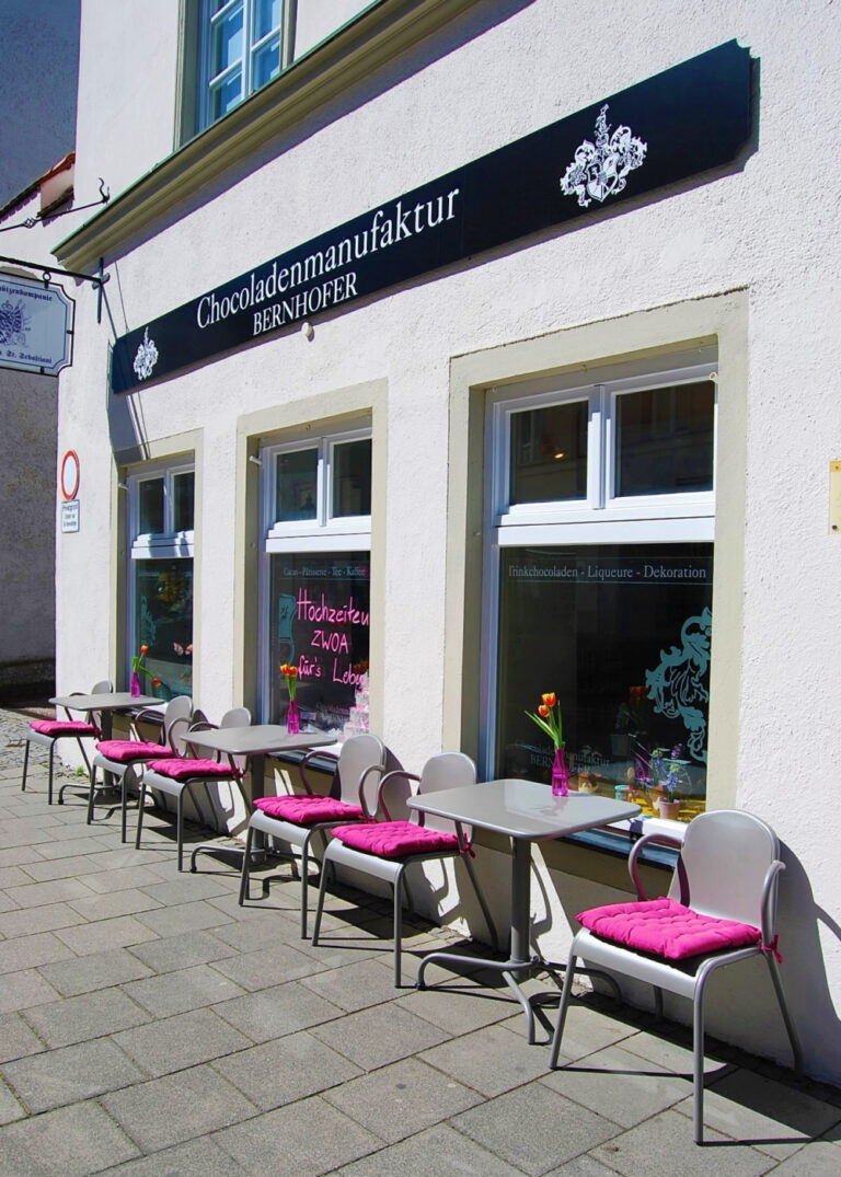 Z BERNHOFER Chocoladenmanufaktur WOR App 32 20191001182906 333 768x1075